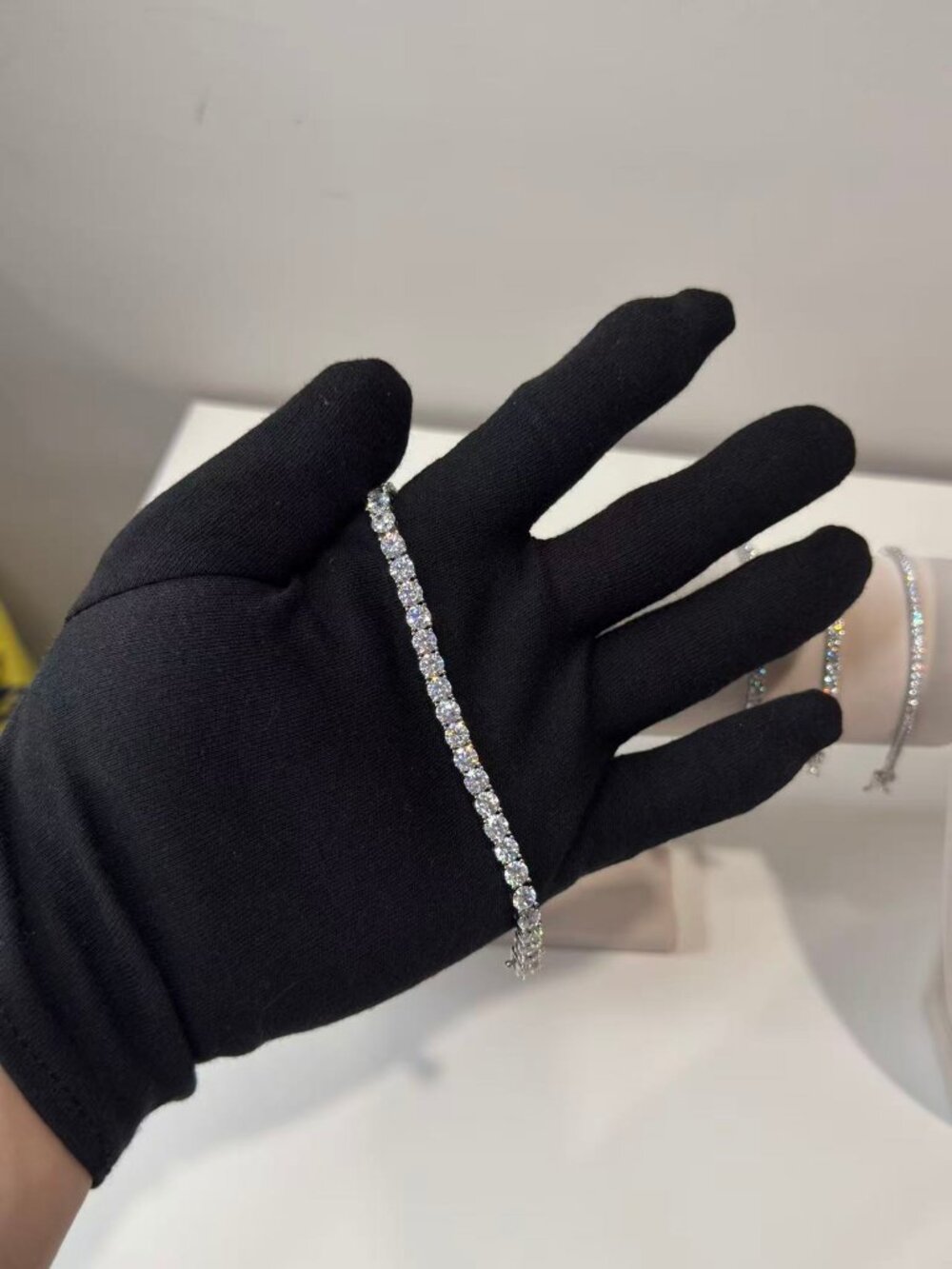 2-6mm Moissanite Tennis Bracelet plated Silver Brand New VVS1 Color